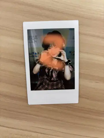 CUTIE STREET 큐스토 카와모토 에루 폴라로이드