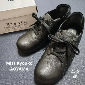 미스 교코 아오야마 블랙 컬러 귀여운 가죽 신발