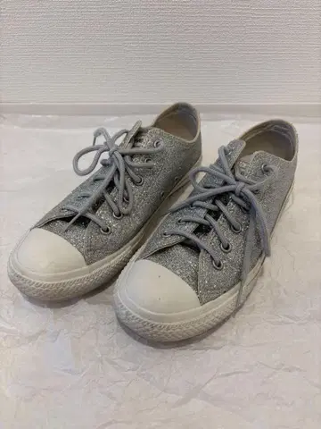 스터닝 루어 콜라보 CONVERSE 글리터 스니커즈 실버