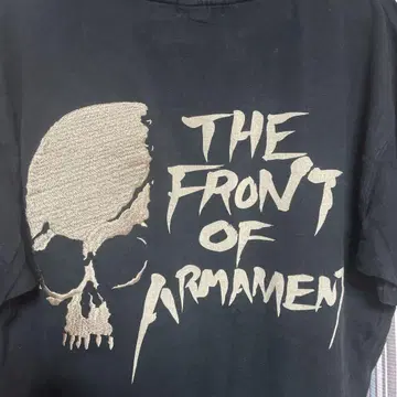 THE FRONT OF ARMAMENT 티셔츠 CROWS 5th
