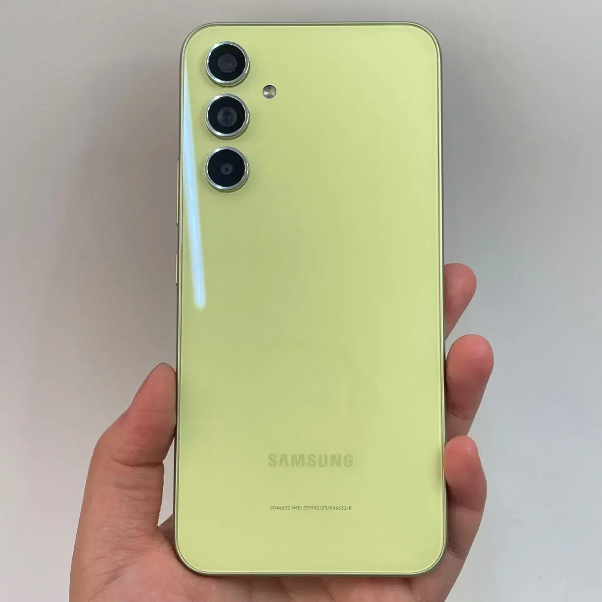 GALAXY | 갤럭시 Galaxy Quantum 4, delivery near Suwon to