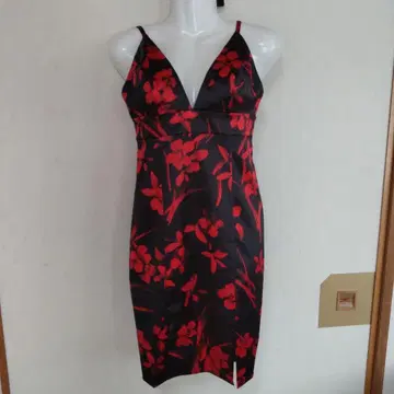 GUESS 원피스 꽃무늬