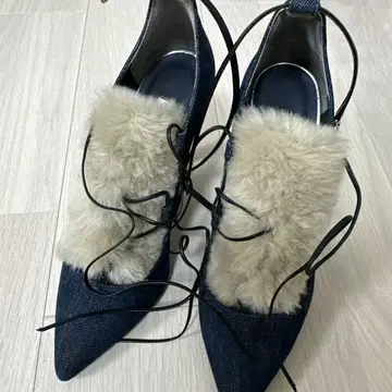DIANA 데님 블루 퍼 하이힐