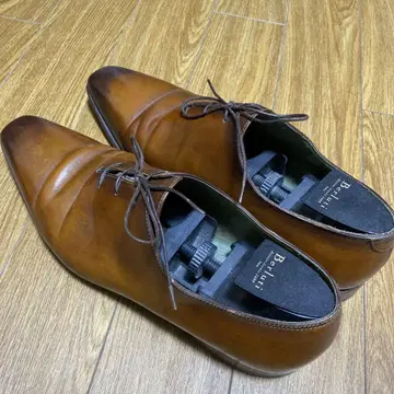 Beluti 브라운 레이스업 슈즈
