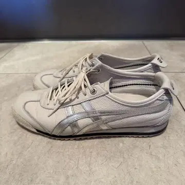 오니츠카타이거 스니커즈 23.0cm