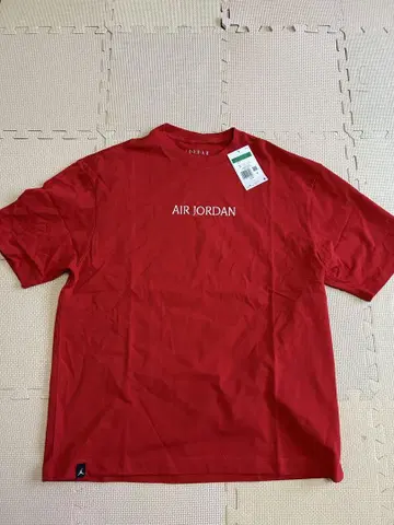 AIR JORDAN 레드 티셔츠