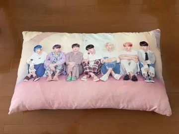 BTS 쿠션