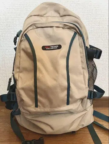 FIELD TRECKER 백팩 베이지 계열 컬러