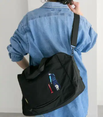 ear PAPILLONNER 콜라보 보스턴 백