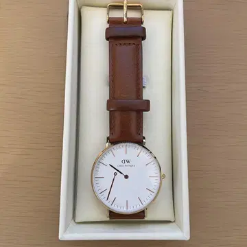 Daniel Wellington 시계 화이트/브라운