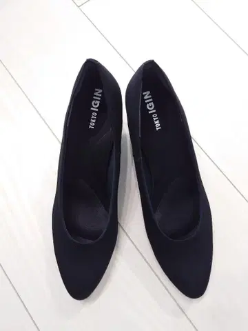 블랙 하이힐 펌프스 L 사이즈