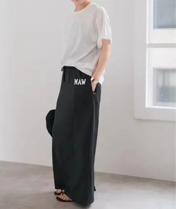 spick and span 완판 애슬레틱 의류 메이슨 스커트