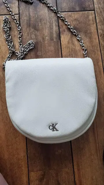 CK 화이트 원형 숄더백