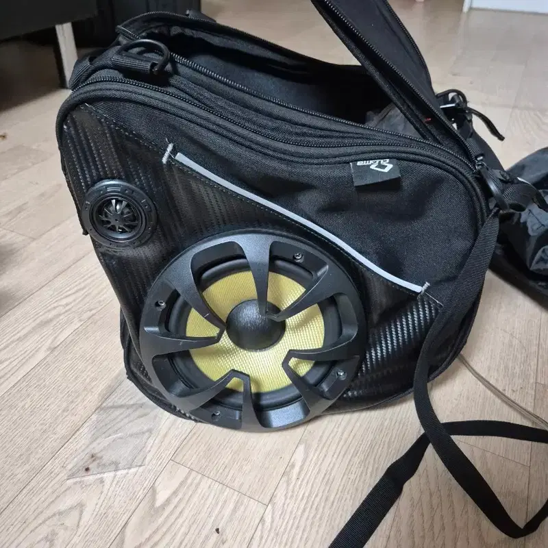 오토바이 센터백스피커