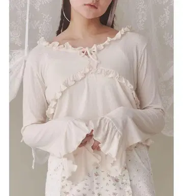 메리 제니 포인트 테일 프릴 장식 모음 톱
