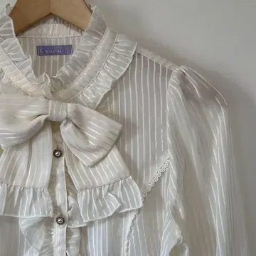 axes femme kawaii 엑시즈팜 카와이 블라우스 비침