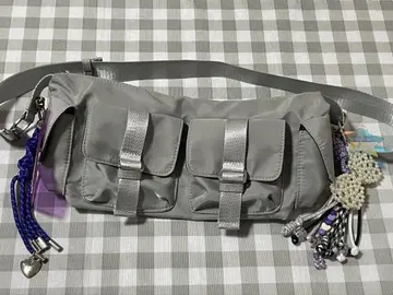 니코앤드 멀티 포켓 숄더백 참 포함