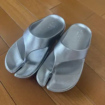 PAES 페이즈 실버 24.0cm
