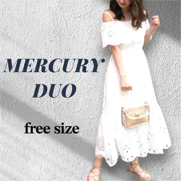 MERCURYDUO 양류 자수 오프숄더 맥시 원피스