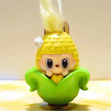 THE MONSTERS Wacky Mart 트리스