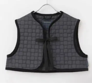 LAVENHAM TIE UP GILET 숏 리본 퀼팅