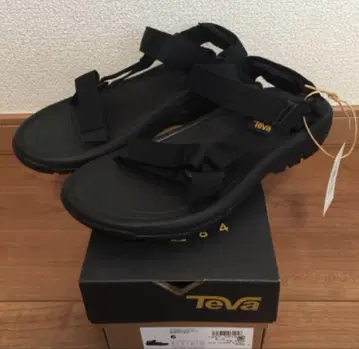 미사용 새상품 Teva HURRICANE XLT2 사이즈 6 정품