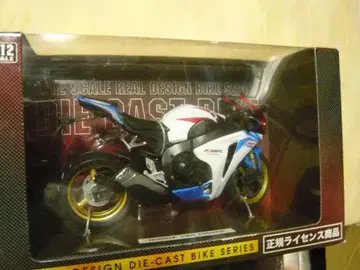 신규 페이 토이 1/12 CBR 1000RR