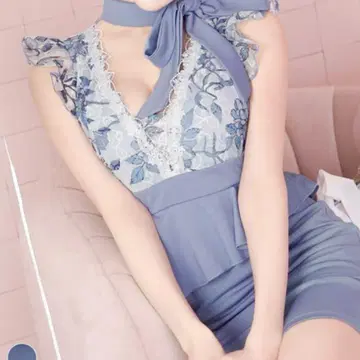 새상품급 dazzy store 데이지 미니 드레스 레이스 페플럼 S