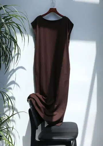 즉시 배송 Loungedress 라운지 드레스 릴랙스 컷 원피스 브라운