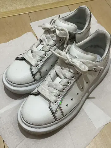 알렉산더 맥퀸 오버 사이즈 스니커즈 42 27.0cm