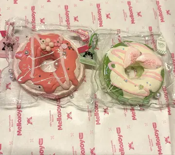 Mellojoy 스퀴즈 도넛 딸기 호로요이 말차와 장미 거품 딸기