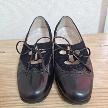 블랙 레이스업 힐 22.5cm EEE