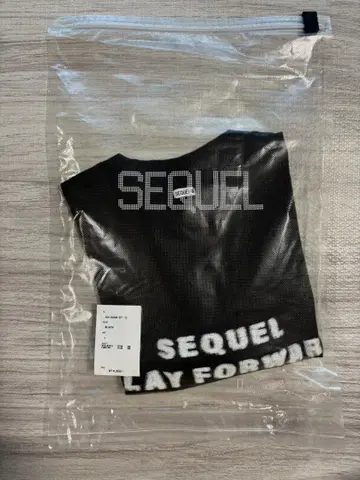 새상품 정가 14300엔 SEQUEL 티셔츠 SIZE L