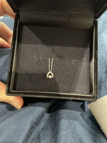 인공 다이아몬드 목걸이