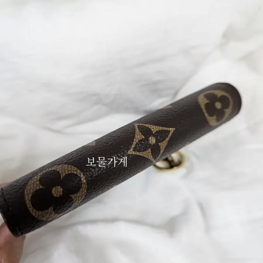 Product Details - 6