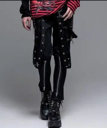 CIVARIZE 서스펜더가 달린 본지티 스키니 카고 팬츠