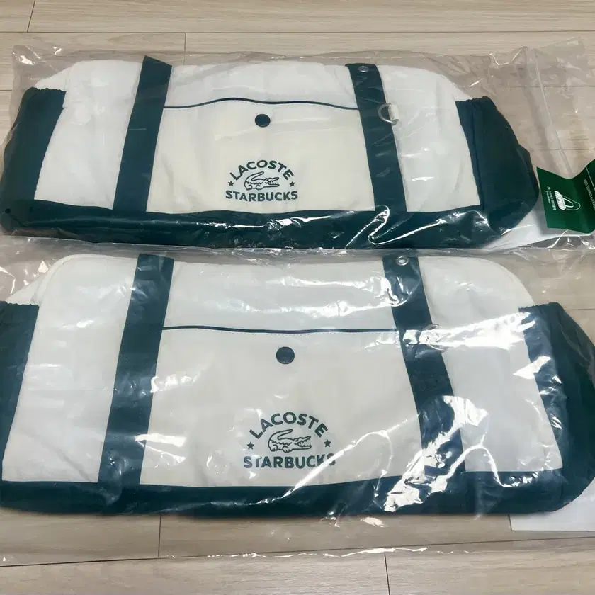 ショルダーバッグ・ポシェット Starbucks x Lacoste Multiple Bag 2COLORS ☀️ STARBUCKS X LACOSTE Summer Limited Edition