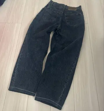 다크 블루 스트레이트 데님