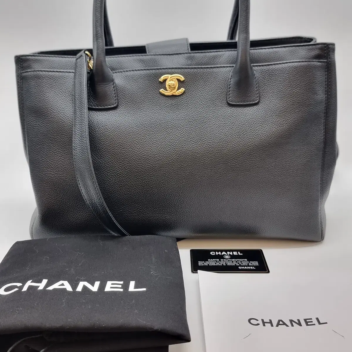 CHANEL | 샤넬 Chanel Surf Tote Bag Keum Hardware 2CHB071651