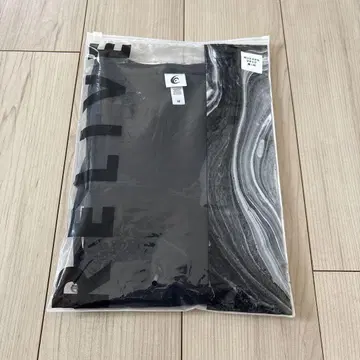 리라이브 셔츠 남녀 공용 폴리 V넥 블랙 M