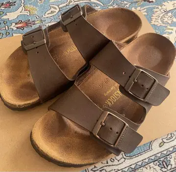 BIRKENSTOCK 브라운 샌들 35