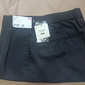 유니클로 콩트와르 데코토니에 린넨 블렌드 배럴 레그 팬츠 XL 블랙