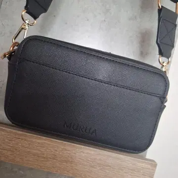 MURUA 블랙 숄더백
