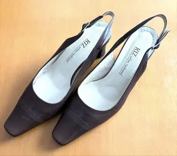 브라운 슬링백 힐 신발 22.5cm