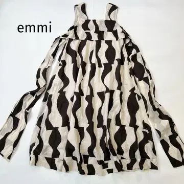 emmi 에미 아트 프린트 원피스 블랙 사이즈 1 슬리브리스