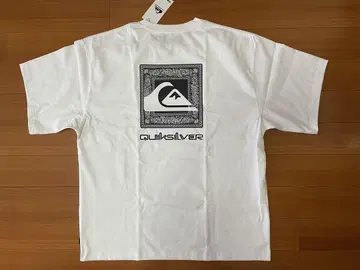 Quiksilver 화이트 티셔츠 XL UPF 50+ 미사용 새상품