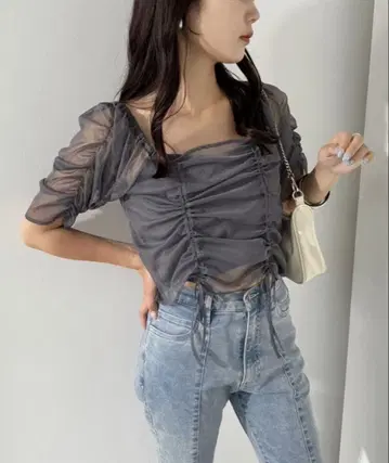 시어 드로스트 탑 (이너 세트 아이템)