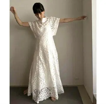 MEDI 2웨이 플레어 화학 레이스 드레스