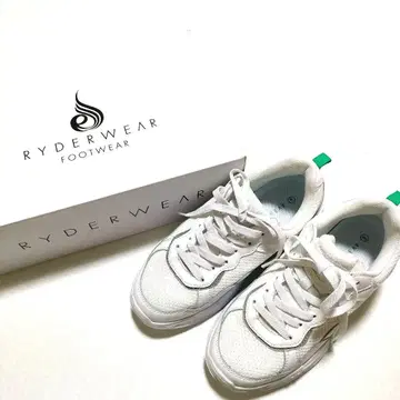 RYDERWEAR 라이더 의류 스니커즈