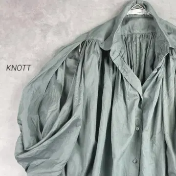 KNOTT 노 변형 오버 사이즈 개더 블라우스 셔츠